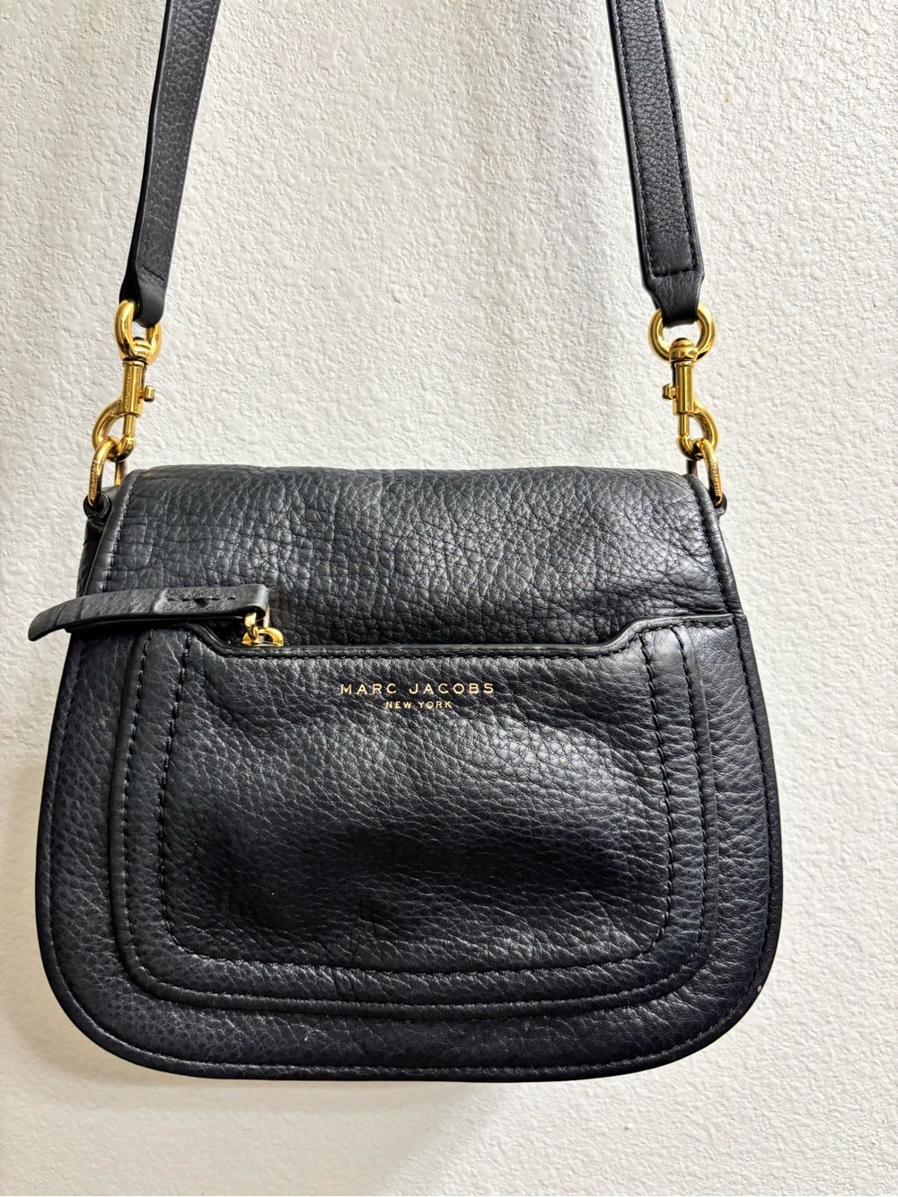 MARC JACOBS Empire City Leather Crossbody Saddle Bag